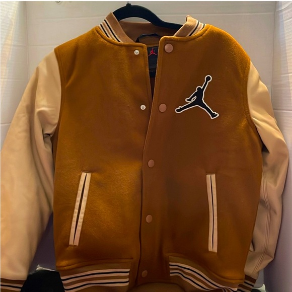 Jordan Other - Jordan Varsity jacket (big kids: L)